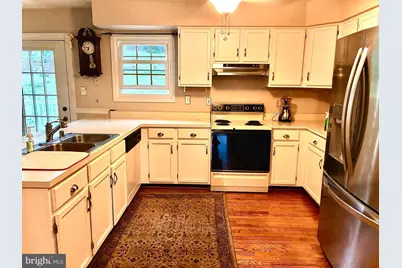 5914 Manor House Lane, Brooklyn Park, MD 21225 - Photo 6