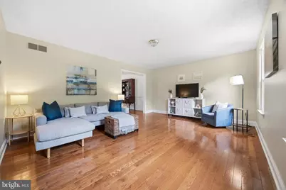 1528 Palm Court, Pasadena, MD 21122 - Photo 4
