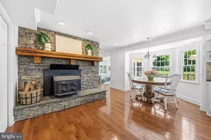 1528 Palm Ct, Pasadena, MD 21122 - Photo 14