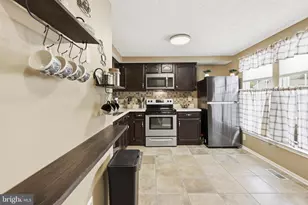 359 Hickory Nut Ct, Pasadena, MD 21122 - Photo 6