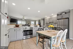 565 Lanny Ct, Millersville, MD 21108 - Photo 12