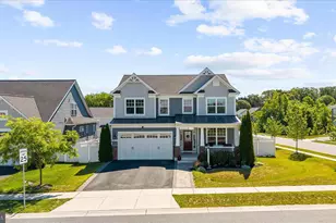 8219 Powers Dr, Millersville, MD 21108 - Photo 2