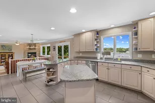 8044 Forest Glen Dr, Pasadena, MD 21122 - Photo 6