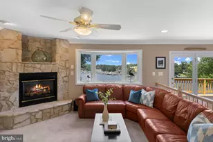 8044 Forest Glen Dr, Pasadena, MD 21122 - Photo 10