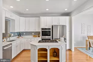 2452 Jostaberry Way, Odenton, MD 21113 - Photo 8