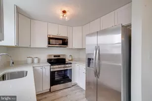 4212 4th St, Baltimore, MD 21225 - Photo 24