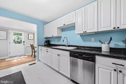 4921 Olive Street, Shady Side, MD 20764 - Photo 10