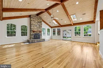 683 Powhatan Beach Road, Pasadena, MD 21122 - Photo 2