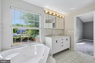 683 Powhatan Beach Rd, Pasadena, MD 21122 - Photo 38
