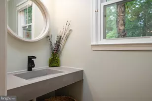 8391 Vineland Ct, Millersville, MD 21108 - Photo 22