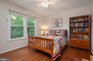 8391 Vineland Ct, Millersville, MD 21108 - Photo 32