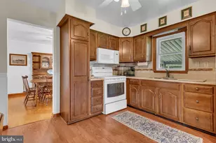 629 Gayle Dr, Linthicum Heights, MD 21090 - Photo 12