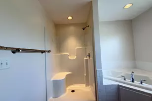 10 S Meadow Ct, Glen Burnie, MD 21060 - Photo 18