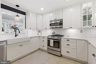 1746 Swinburne Ave, Crofton, MD 21114 - Photo 12
