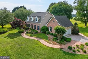 718 Whitehall Beach Rd, Annapolis, MD 21409 - Photo 2