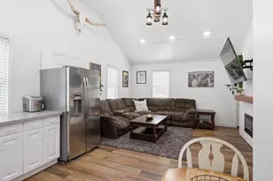 8829 Fort Smallwood Rd, Pasadena, MD 21122 - Photo 8