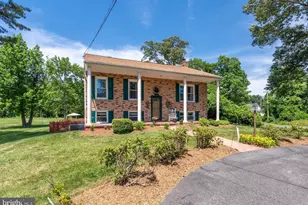 324 South Dr, Severna Park, MD 21146 - Photo 2