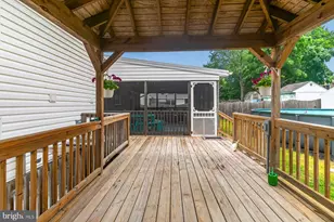 7915 Kings Bench Pl, Pasadena, MD 21122 - Photo 30