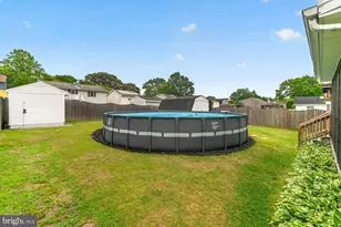 7915 Kings Bench Pl, Pasadena, MD 21122 - Photo 34