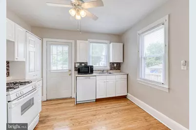 113 W Hilltop Road, Baltimore, MD 21225 - Photo 10