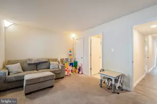 8335 Daydream Cres, Pasadena, MD 21122 - Photo 20