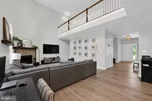 8215 Athena Ln, Severn, MD 21144 - Photo 18