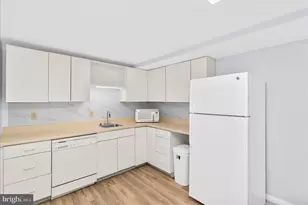 1000 Lakeview Ln, Annapolis, MD 21409 - Photo 22