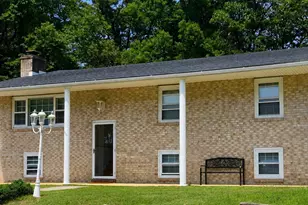 256 Heartwood Ct, Glen Burnie, MD 21061 - Photo 2