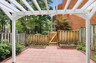 1650 Albermarle Dr, Crofton, MD 21114 - Photo 28