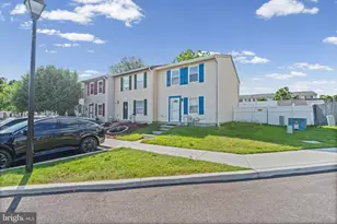 6425 Lacrosse Ln NE, Glen Burnie, MD 21061 - Photo 2