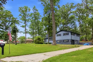 896 Forest Ln, Hanover, MD 21076 - Photo 2