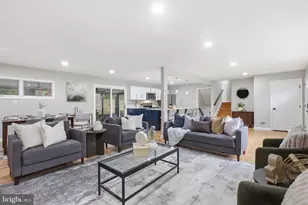 896 Forest Ln, Hanover, MD 21076 - Photo 10