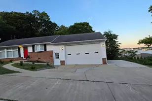 127 Shelly Rd, Glen Burnie, MD 21061 - Photo 2