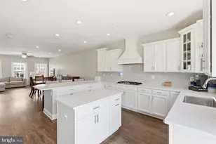 1005 Edenberry Wy, Glen Burnie, MD 21060 - Photo 16