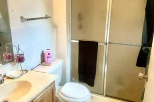 736 Sunnyfield Ln, Baltimore, MD 21225 - Photo 20