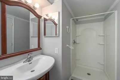 906 Rosedale Avenue, Glen Burnie, MD 21061 - Photo 32