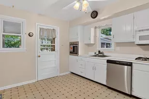 309 Balsam Dr, Severna Park, MD 21146 - Photo 12