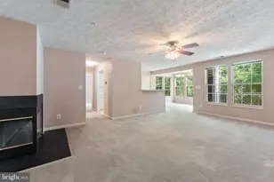 2452 Apple Blossom Ln, Odenton, MD 21113 - Photo 2