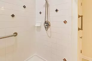8604 Wandering Fox Trail, Odenton, MD 21113 - Photo 16