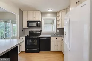 7802 Bastille Rd, Severn, MD 21144 - Photo 8
