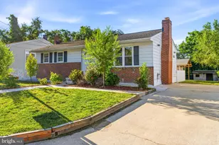 1009 Lilac Ln, Glen Burnie, MD 21061 - Photo 2
