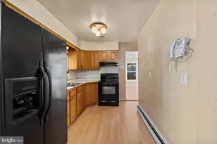 7959 Oak Rd, Pasadena, MD 21122 - Photo 10