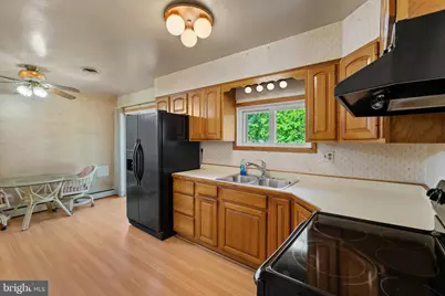 7959 Oak Road, Pasadena, MD 21122 - Photo 6
