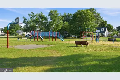 8418 Geneva Road, Pasadena, MD 21122 - Photo 32