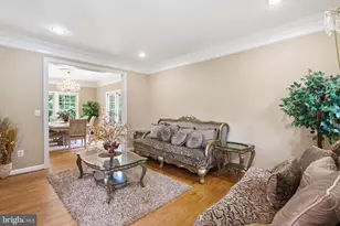 2002 Gresham Ln, Davidsonville, MD 21035 - Photo 6