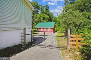 278 Hillsmere Dr, Annapolis, MD 21403 - Photo 6