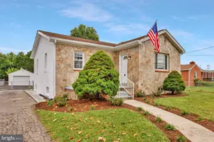 906 Hammonds Ln, Baltimore, MD 21225 - Photo 8