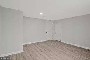 906 Hammonds Ln, Baltimore, MD 21225 - Photo 30