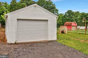 906 Hammonds Ln, Baltimore, MD 21225 - Photo 34