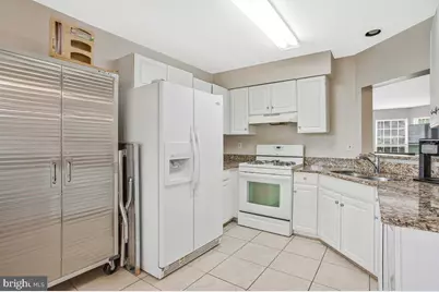 648 Howards Loop #19, Annapolis, MD 21401 - Photo 8
